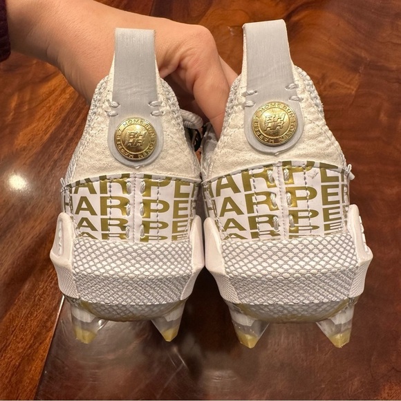 NEW Under Armour Men's Harper 7 Cleats Boys size 7 - Picture 4 of 8